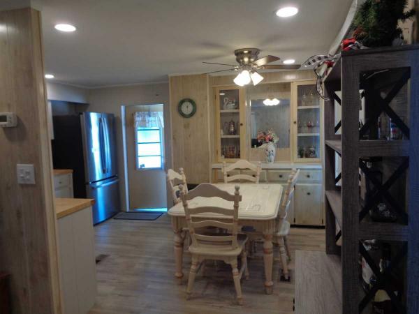 1980 TWIN Manufactured Home