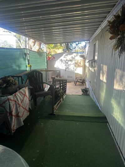 Photo 5 of 18 of home located at 1150 W Prince Rd. #79 Tucson, AZ 85705