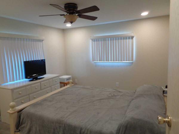 1980 TWIN Manufactured Home