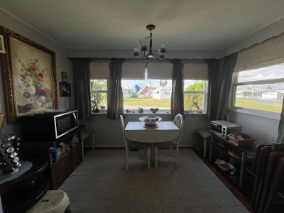 Photo 4 of 28 of home located at 230 Royce Street Lakeland, FL 33815