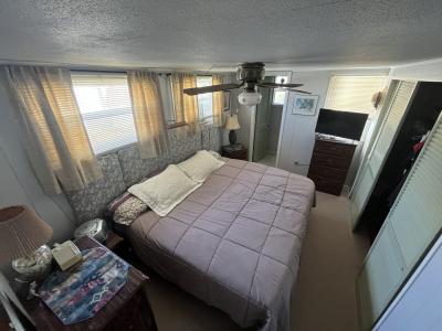 Photo 5 of 28 of home located at 230 Royce Street Lakeland, FL 33815