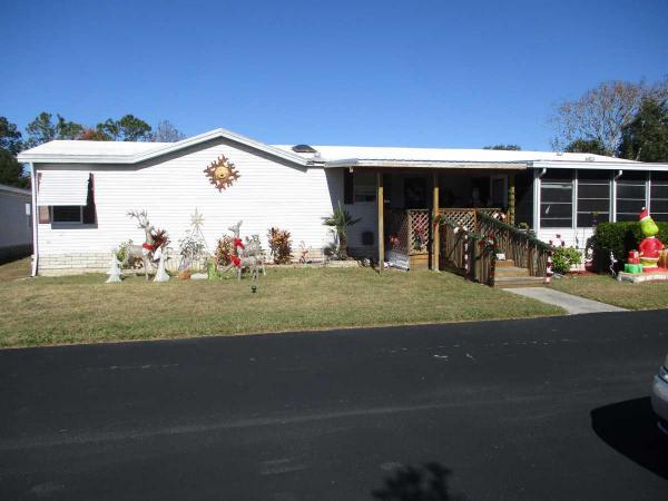 1995 Homes of Merit Mobile Home For Sale
