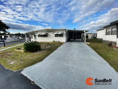 Photo 4 of 39 of home located at 135 Chateau Circle Debary, FL 32713