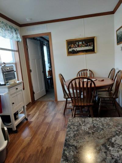 Photo 4 of 12 of home located at 1213 96th Ave Blaine, MN 55434