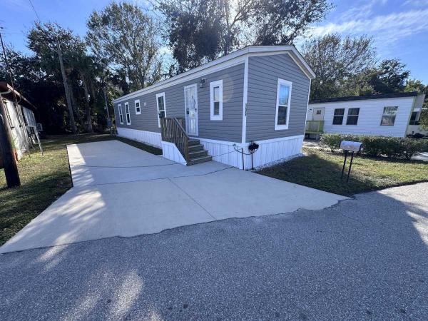 2021  Mobile Home For Sale