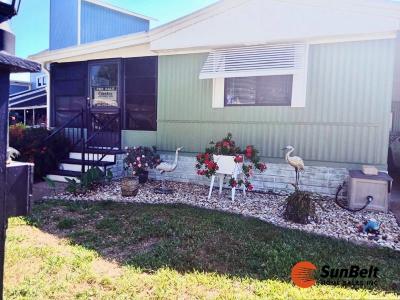 Photo 2 of 24 of home located at 1026 Lakeshore Drive Wildwood, FL 34785