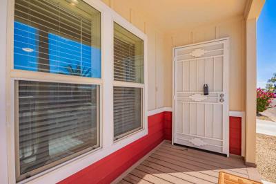 Photo 2 of 17 of home located at 10960 N 67th Ave 105 Glendale, AZ 85304