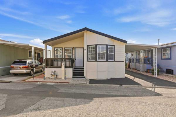 2002 Silvercrest Mobile Home For Sale