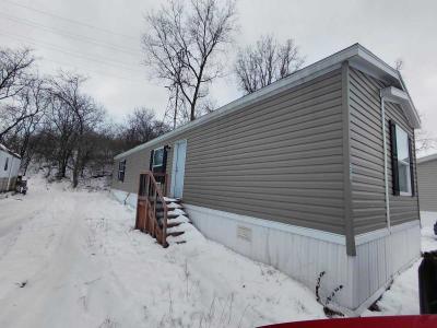 Photo 4 of 11 of home located at 301 Mantle Ave #252Kc Jackson, MI 49202