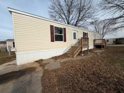 Photo 4 of 12 of home located at 7534 Us-60 #199 Republic, MO 65738