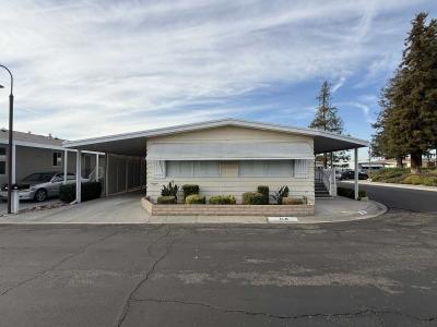 Photo 5 of 63 of home located at 14851 Jeffrey, #117 Irvine, CA 92618