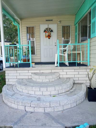 Photo 2 of 33 of home located at 616 Fountainview S Lakeland, FL 33809