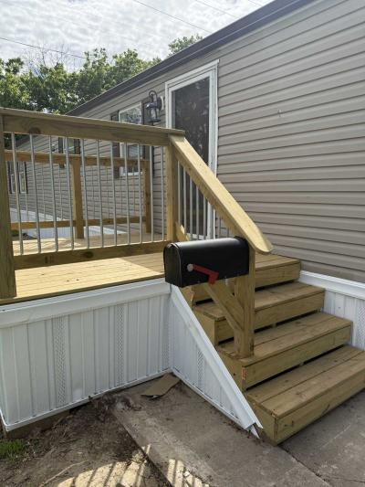 Photo 4 of 13 of home located at 8 Adventure Rd Louisville, KY 40216