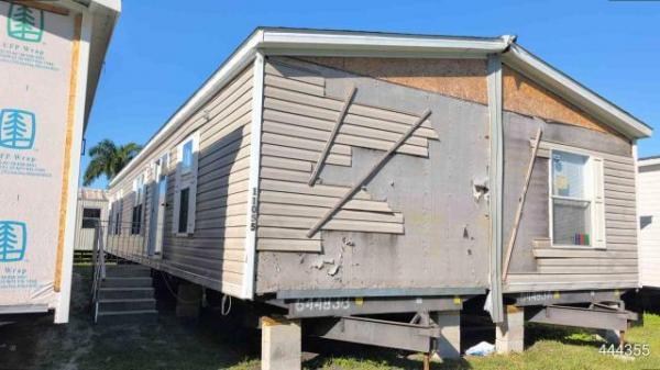 2019 FLEETWOOD Mobile Home For Sale