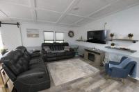 1990 Palm Harbor Manufactured Home