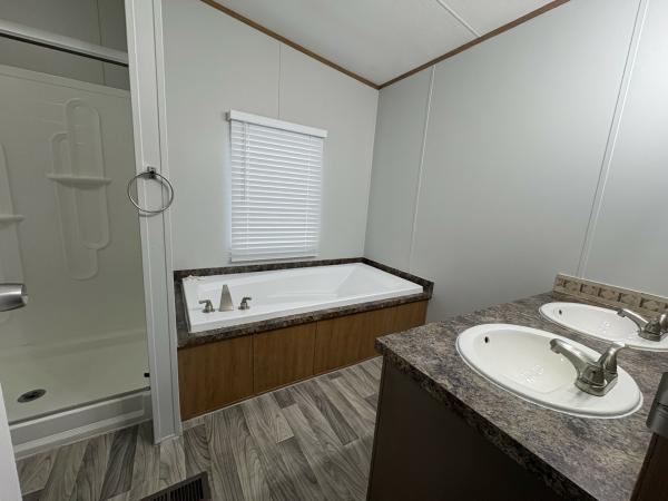 2010 Clayton Mobile Home