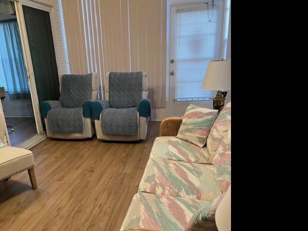 1994 Homes of Merit N/A Mobile Home