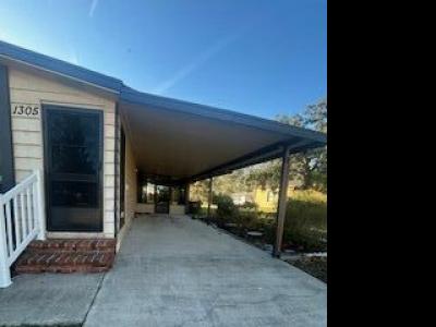 Photo 4 of 10 of home located at 1305 Calle Bonita Dr. Port Orange, FL 32129