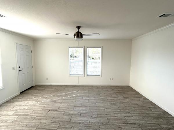 2026 Champion SIG4482D (Decator) Mobile Home