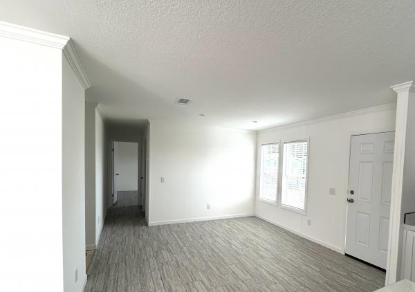 2026 Champion SIG4482D (Decator) Mobile Home