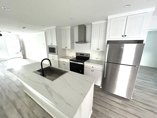 2025 Skyline LE B525-AA Mobile Home