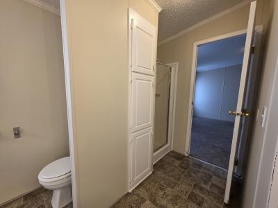 Photo 3 of 14 of home located at 308 Black Oak Court Flint, MI 48506