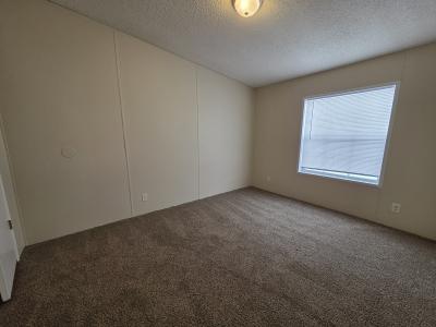 Photo 5 of 14 of home located at 308 Black Oak Court Flint, MI 48506