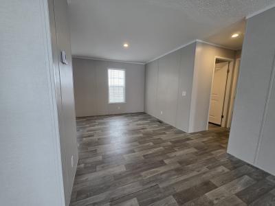 Photo 3 of 10 of home located at 398 Pin Oak Lane Flint, MI 48506