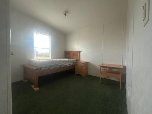 2004 HMMT 16604 Mobile Home