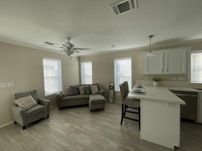 Photo 2 of 20 of home located at 6448 Golden Nugget Drive Orlando, FL 32822