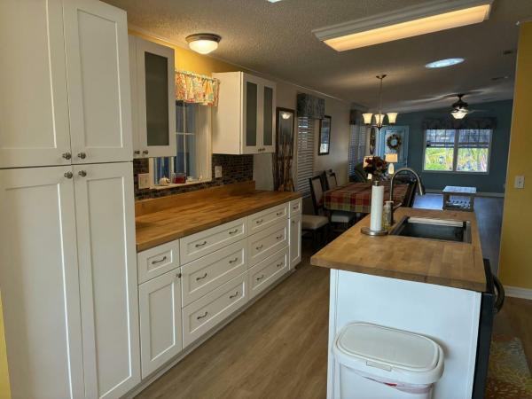 1993 SUNC HS Manufactured Home