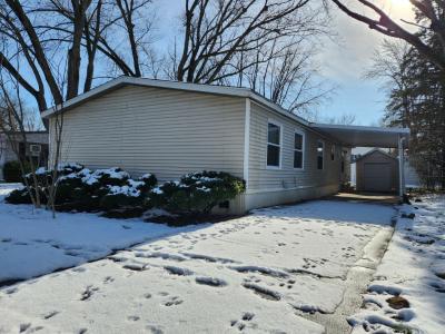 Photo 2 of 15 of home located at 10626 Del Barton Miamisburg, OH 45342