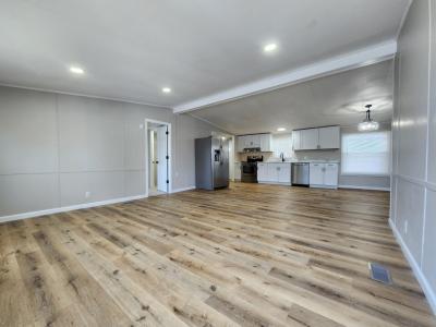 Photo 3 of 15 of home located at 10626 Del Barton Miamisburg, OH 45342