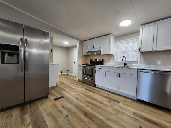 1986 Brighton II NQ56J Mobile Home