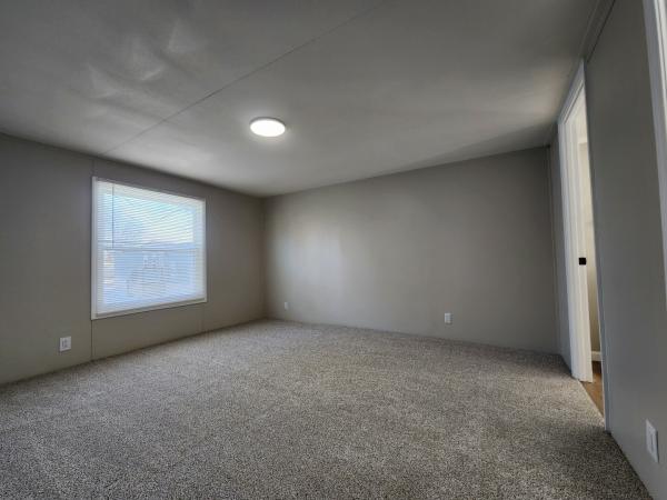 1986 Brighton II NQ56J Mobile Home