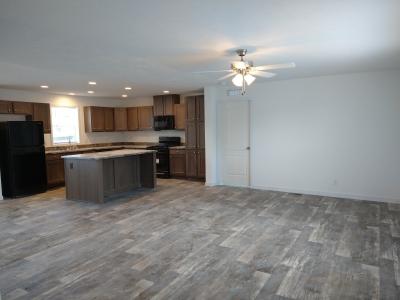 Photo 2 of 8 of home located at 108 Fillmore Ct Davison, MI 48423