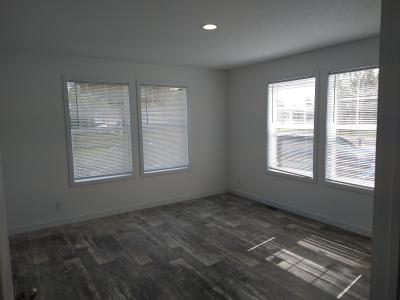 Photo 5 of 8 of home located at 108 Fillmore Ct Davison, MI 48423