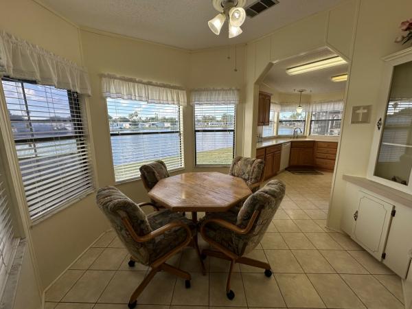 1989 DELO HS Mobile Home