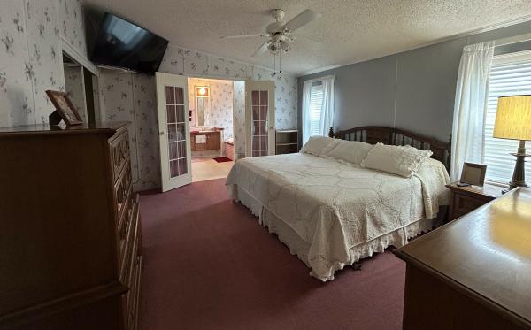 1996 HOMES OF MERIT Mobile Home