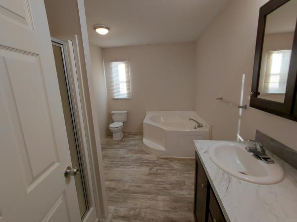 1995 Commodore Mobile Home For Sale