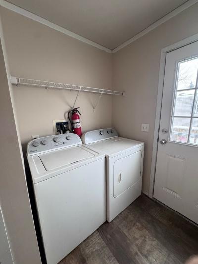 Mobile Home at 17014 Shelburn Macomb, MI 48044