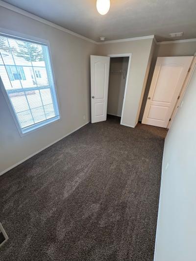 Photo 5 of 12 of home located at 17014 Shelburn Macomb, MI 48044