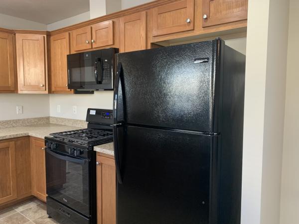 2012 Crest Homes - Middlebury Mobile Home For Sale