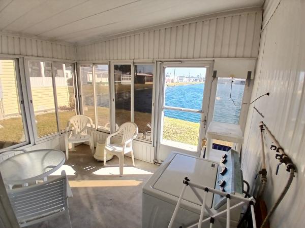 1977 CORO HS Mobile Home