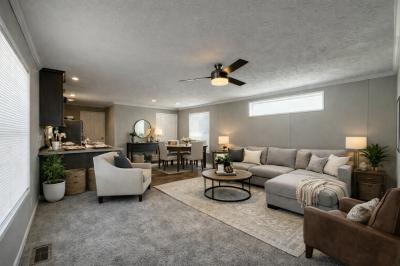 Mobile Home at 10610 East St Rt 762 #63 #63B Lockbourne, OH 43137