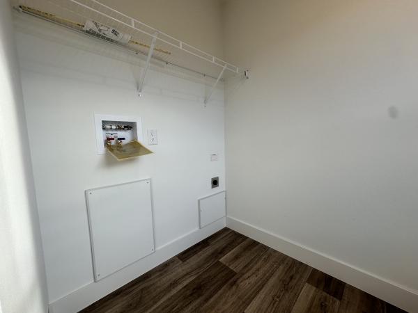 2025 Clayton-Redwood Falls  Home