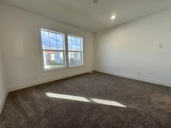 2025 Clayton-Redwood Falls  Home