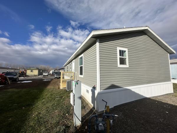 2025 Clayton-Redwood Falls  Home