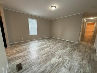 Photo 4 of 28 of home located at 11783 Cascade Circle #80 Romeo, MI 48065