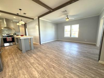 Photo 3 of 18 of home located at 9202 49th Terrace N Saint Petersburg, FL 33708